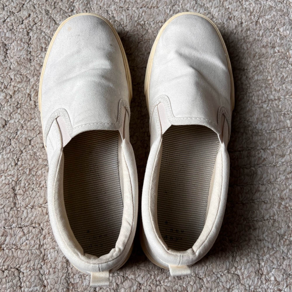 A New Day casual slip ons, white, size 8